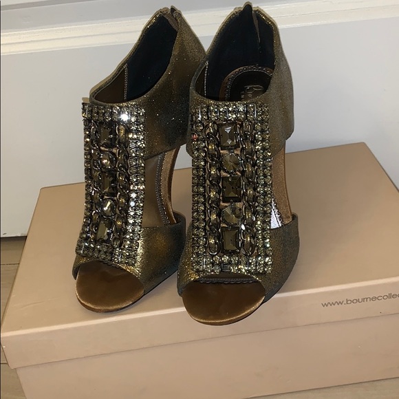 Bourne Dark Gold Heels - Picture 1 of 7